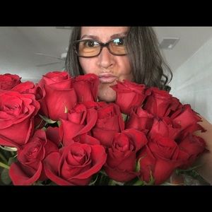 Meet your Posher, Eliza